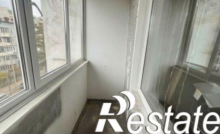 3-комн квартира улица Кочеткова, 81,  д. 81