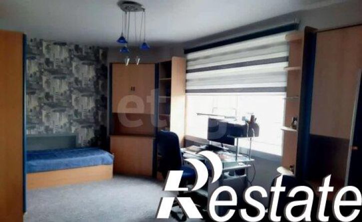 4-комн квартира улица Балябина, 46,  д. 46