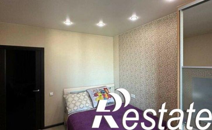 3-комн квартира Хабаровская улица, 70,  д. 70