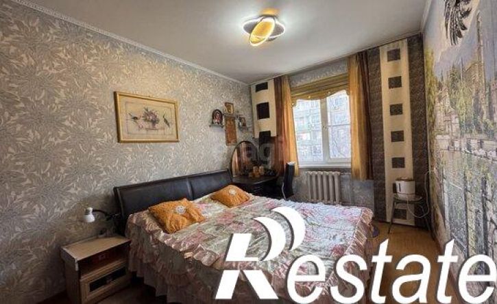 2-комн квартира улица Красных Коммунаров, 17,  д. 17