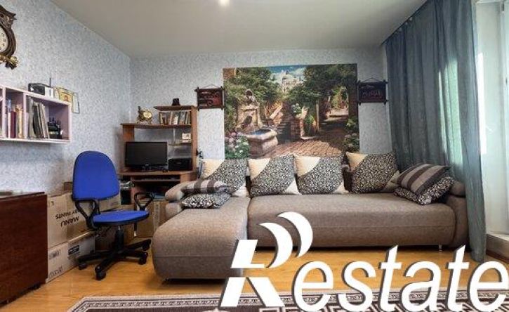 2-комн квартира улица Красных Коммунаров, 17,  д. 17