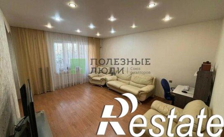 3-комн квартира улица Шилова, 6А,  д. 6А