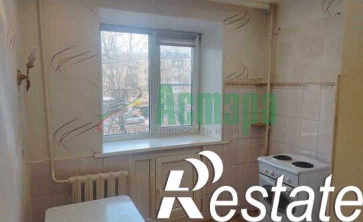 2-комн квартира улица Космонавтов, 1,  д. 1